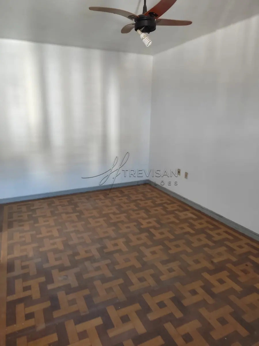 LOTE 000 - Apartamento nº 35 do Edifício Imperial