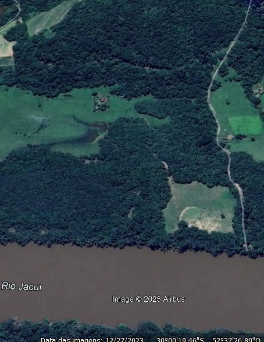 Sítio com 21 hectares, com casa de moradia, na localidade de Lima Brandão / Rio Pardo, RS.