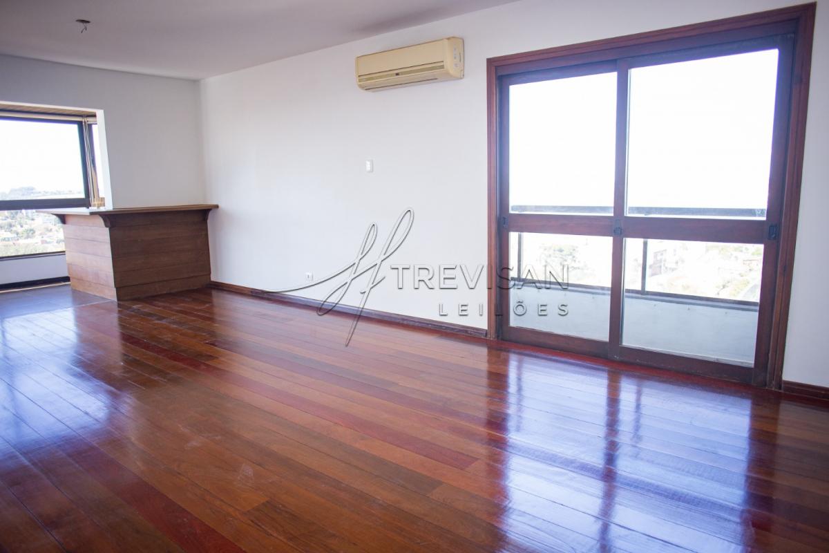 Apartamento com 175m2 no Edifício Dom Pedro - Cachoeira do Sul