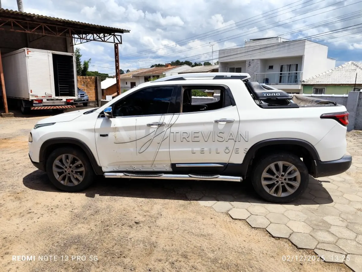 LOTE 000 - FIAT/TORO RANCH AT9 ANO - 2021