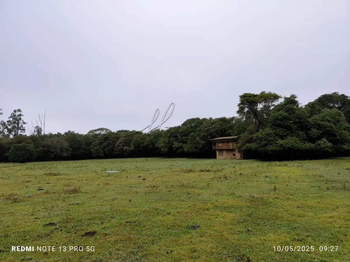 Sítio com 21 hectares, com casa de moradia, na localidade de Lima Brandão / Rio Pardo, RS.