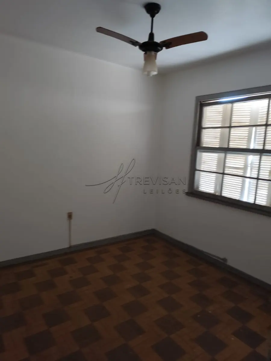 LOTE 000 - Apartamento nº 35 do Edifício Imperial