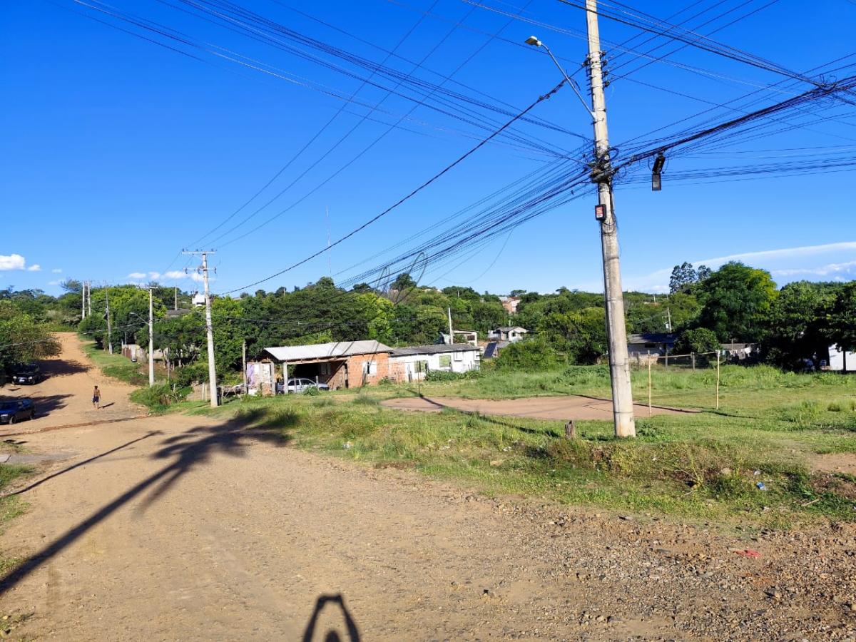 3 Terrenos, de esquina, 36X30 (total), com frente para a Rua Araújo de Porto Alegre, Bairro Ponche Verde, Cachoeira do Sul, RS.