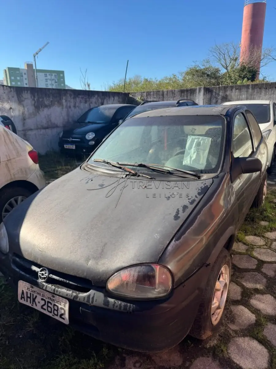 LOTE 002 - GM CORSA WIND 97/98