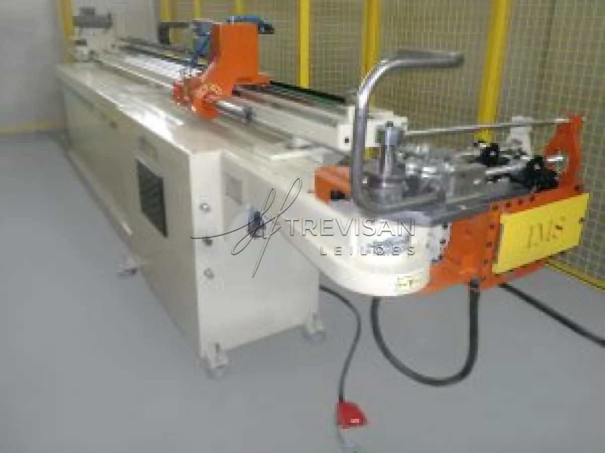 LOTE 000 - DOBRADEIRA DE TUBO CNC COMPUTADORIZADA STANGHERLINI MODELO CTAP 38 P1