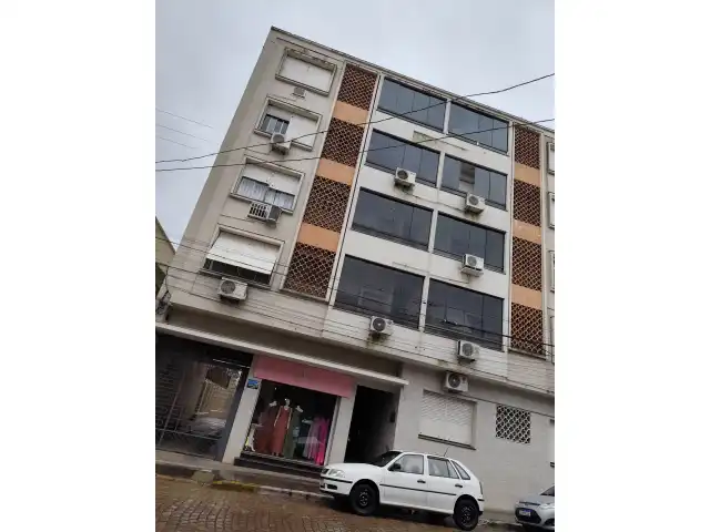 Leilão de Apartamento Desocupado no Edifício Imperial, 3 quartos, 86,67m2, R. Sete de Setembro - Cachoeira do Sul