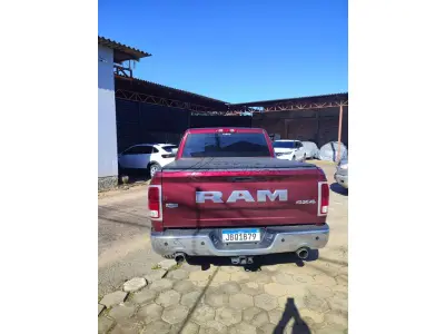 LOTE 001 - VEÍCULO I/RAM CLASSIC LARAMIE, ANO 2022, PLACAS JBQ1B79, COR VERMELHA - BLINDADO